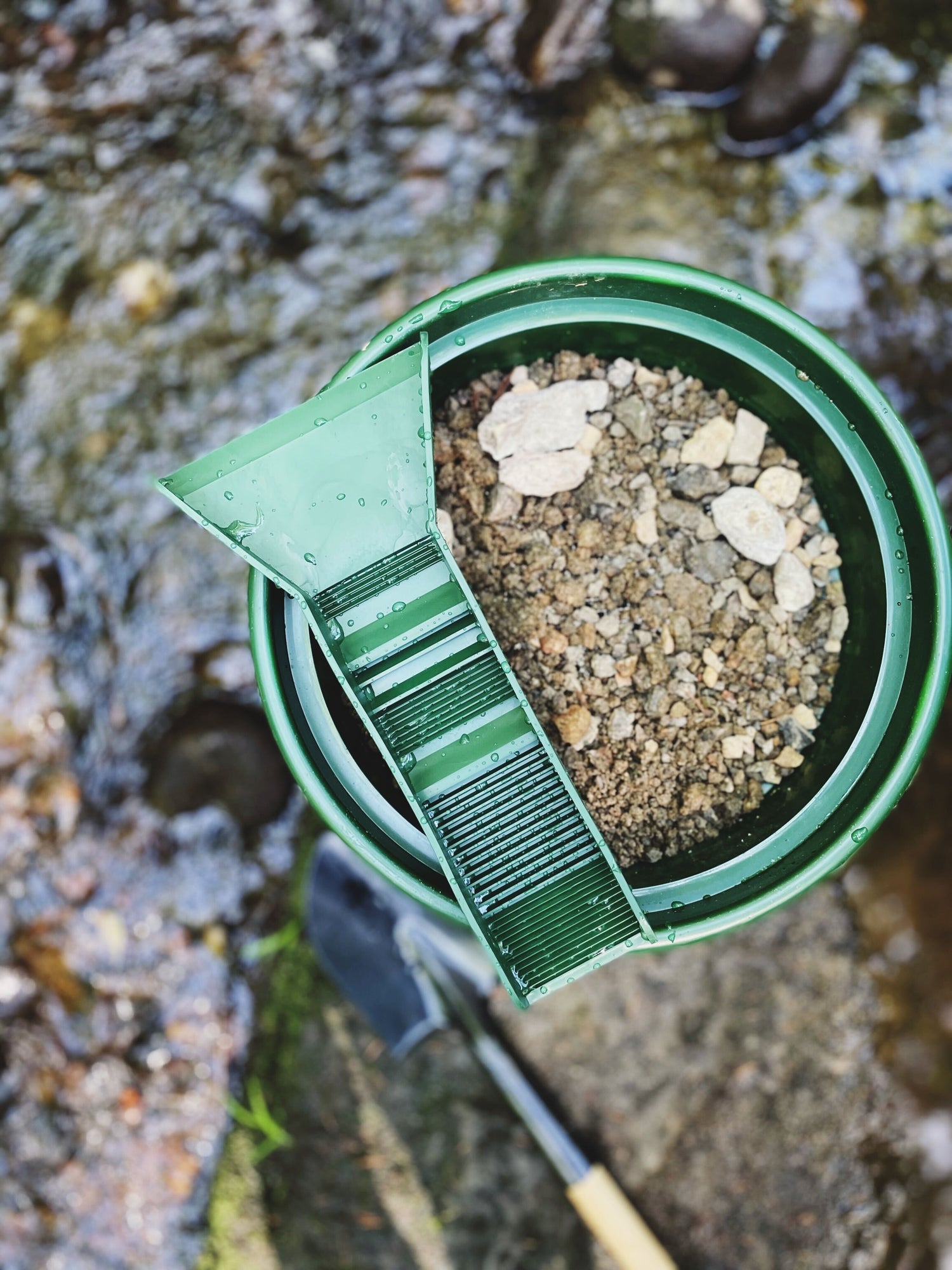 Mini rubber sluice box other gold prospecting equipment