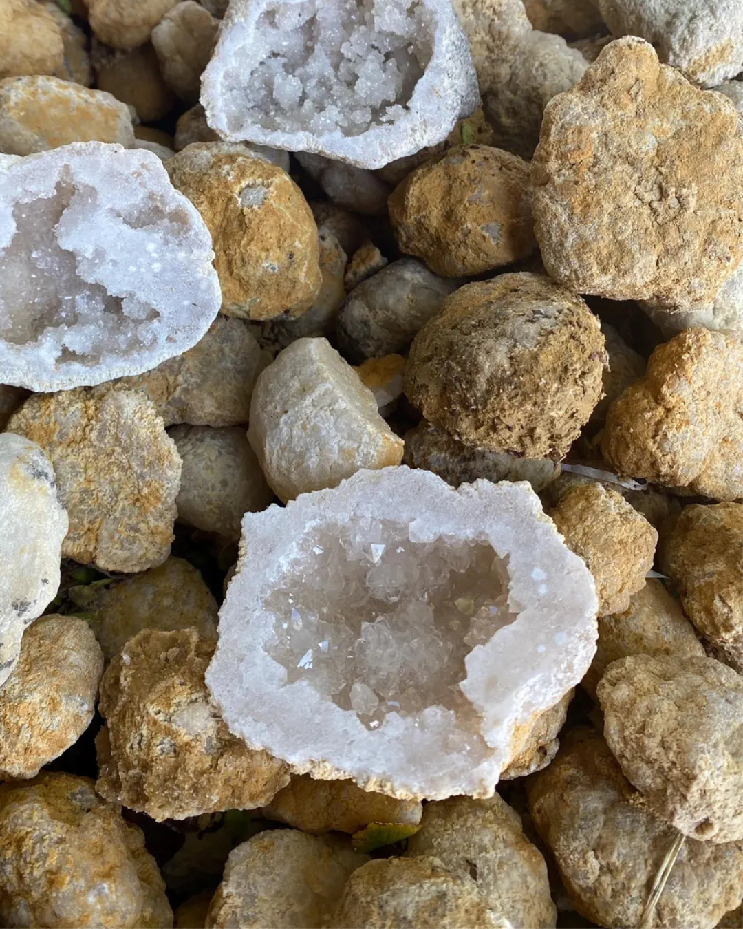 Cracking breaking open Geodes Crystal inside geodes buy your own geodes