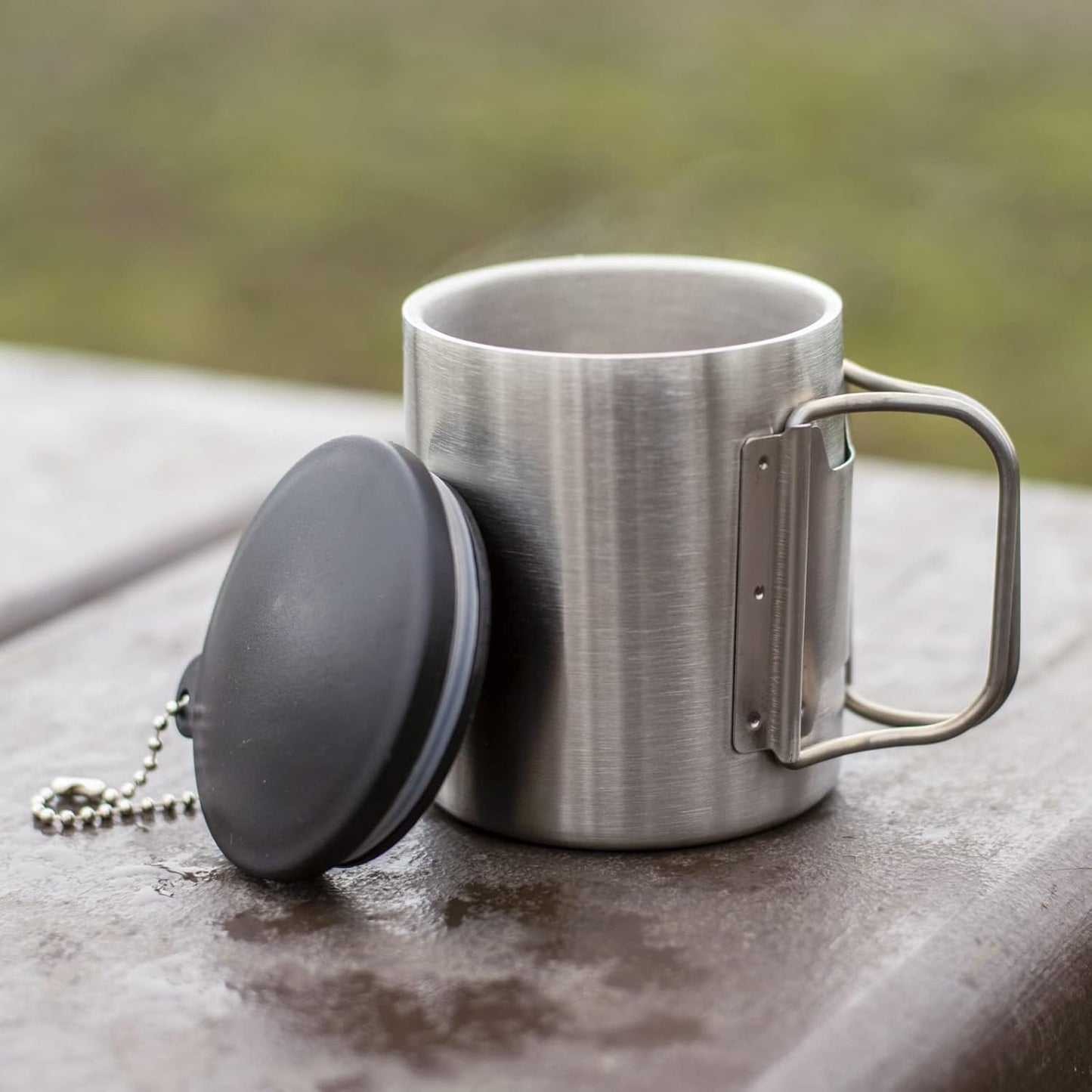 insulated coffee mug for travel with splash guard lid