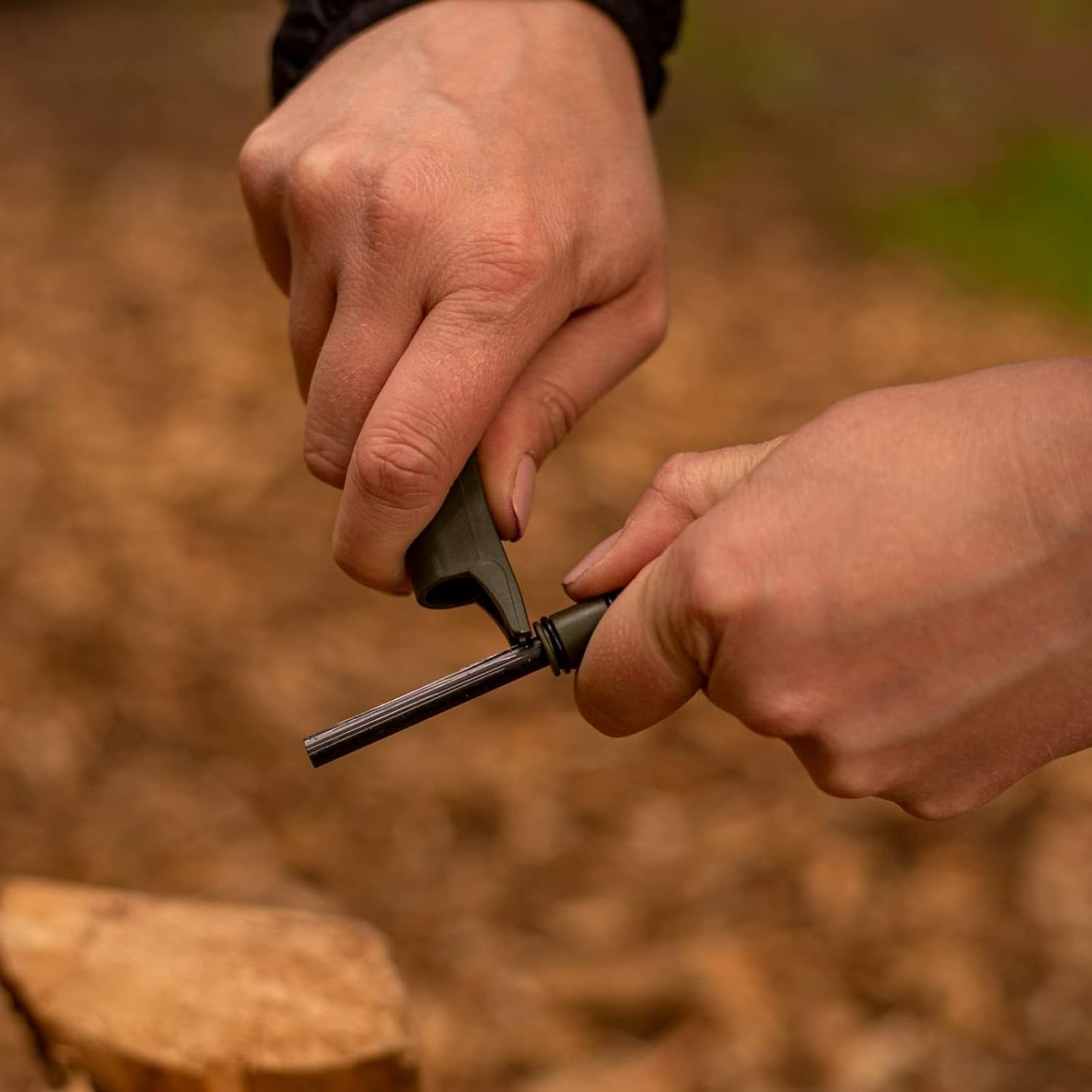 6 in 1 flint and steel starter pack with whistle