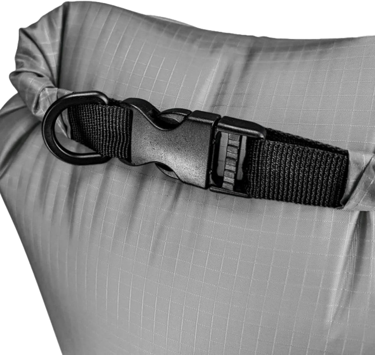 natural green waterproof nylon bag store items that need to be dry when traveling