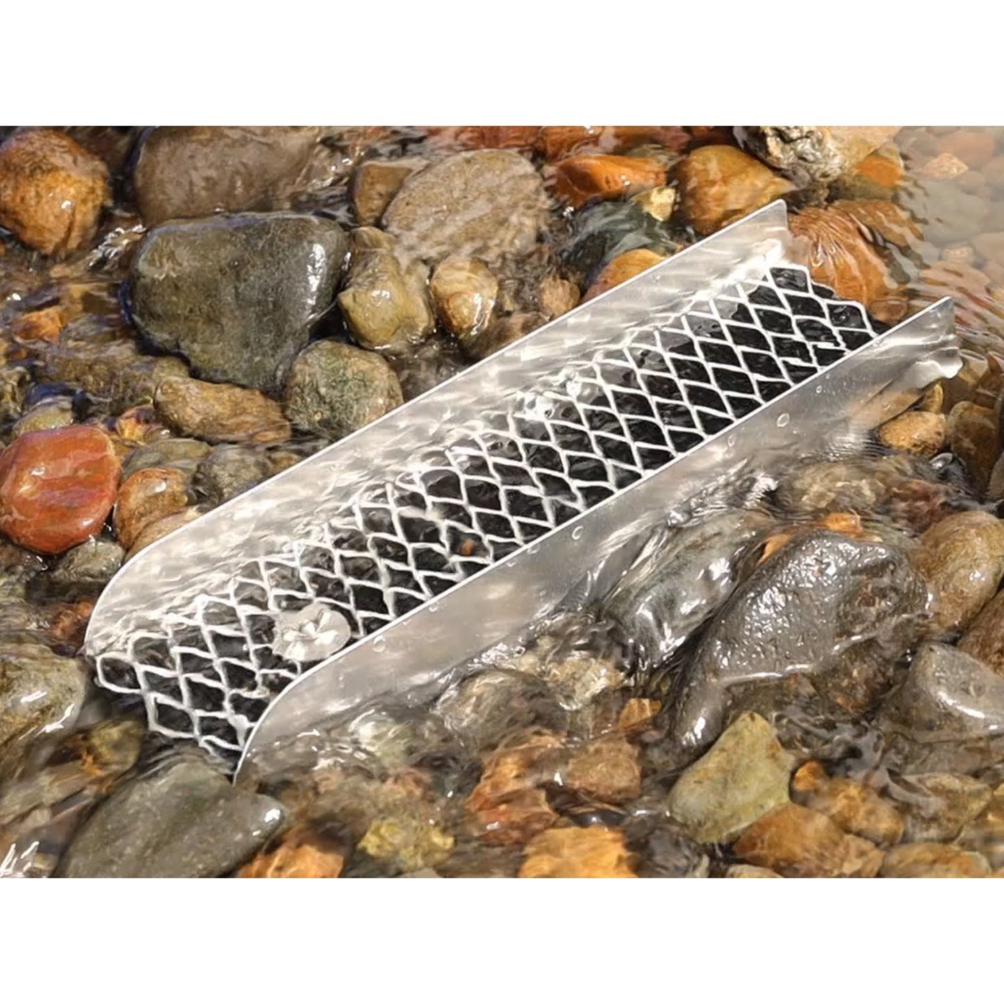 gold panning kit with mini sluice box and backpack