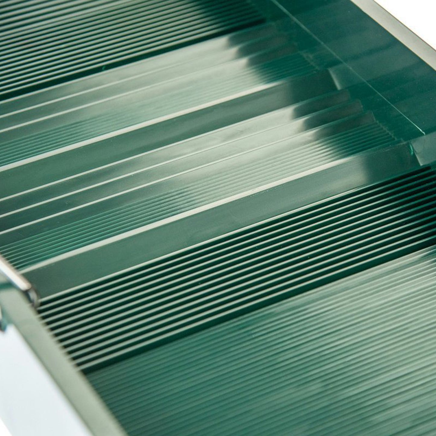 built in rubber mat for sluice box