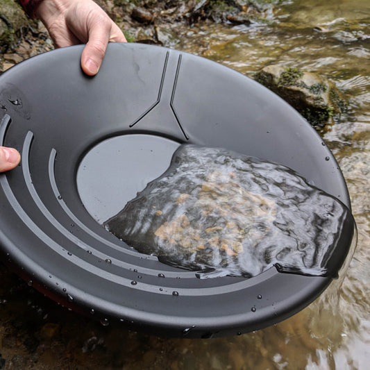 prospectors pan 14 inch riffled gold pan with water guide