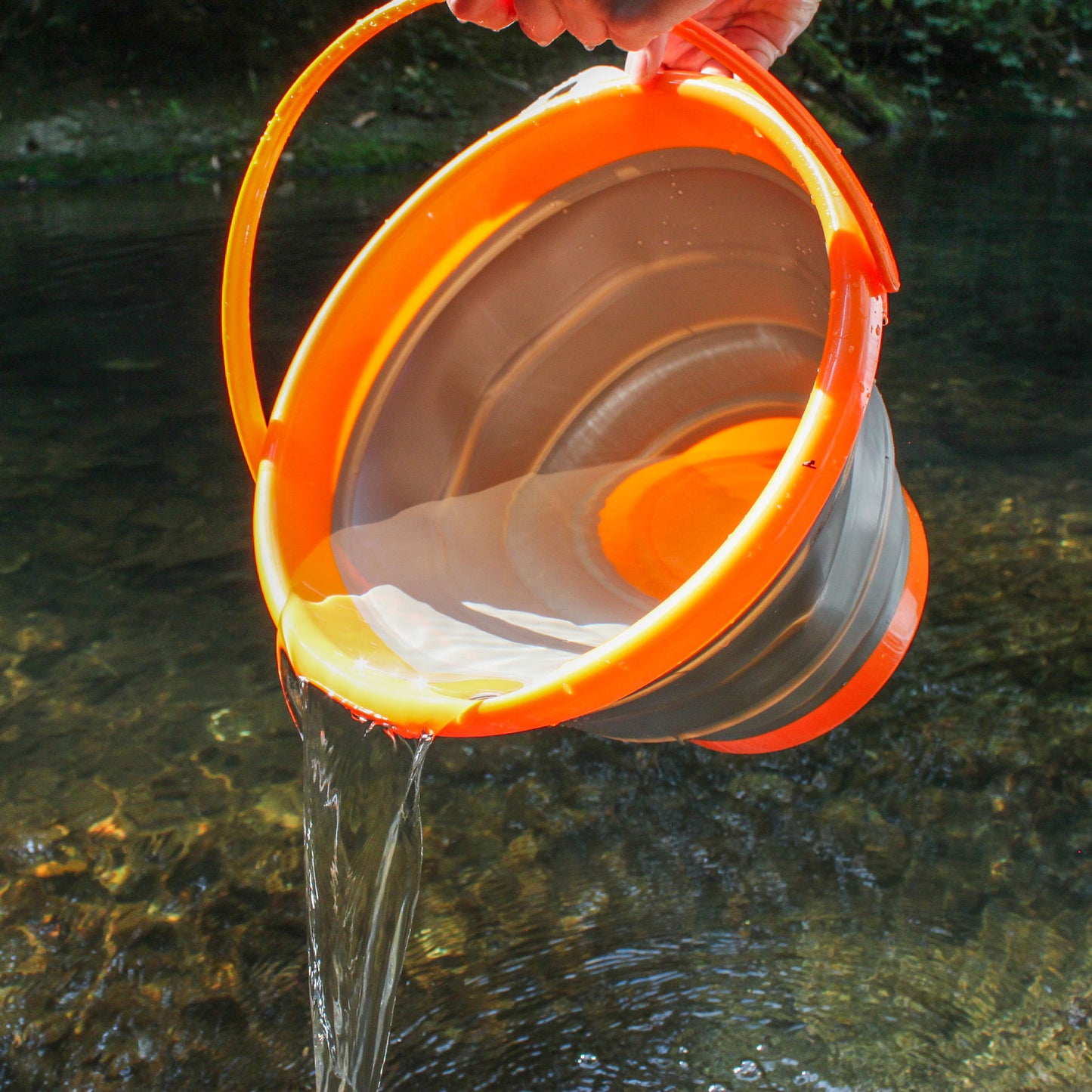 23 liter collapsible bucket gold prospecting kit with classifiers