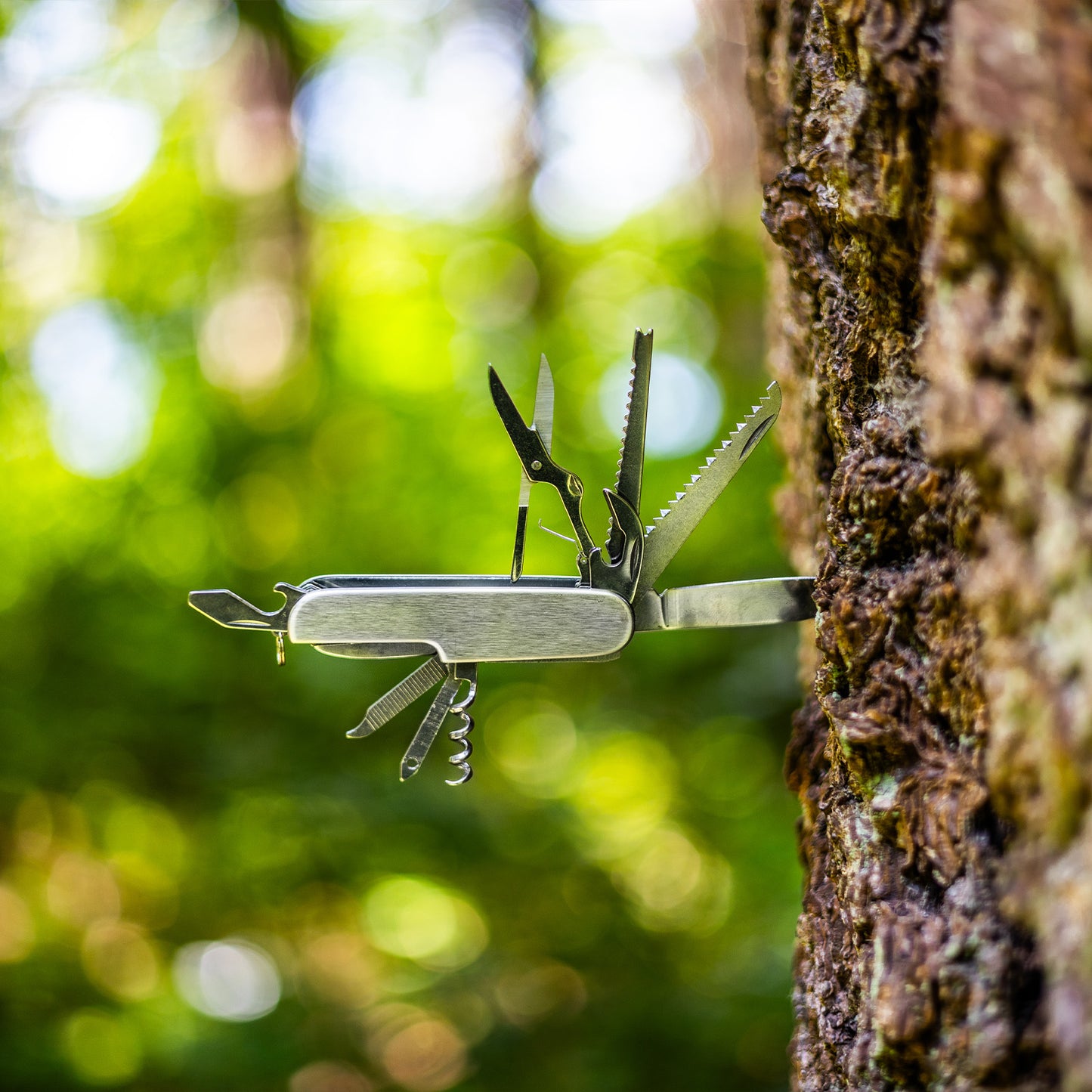 multi-tool pocket knife for outdoor camping survival edc