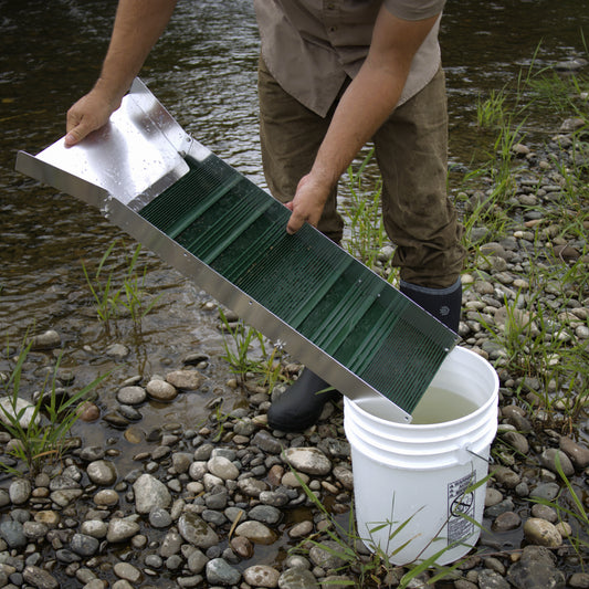 Aluminum Sluice Box with Rubber TPR Riffle Matting, Gold Prospecting Equipment, 34 Inch