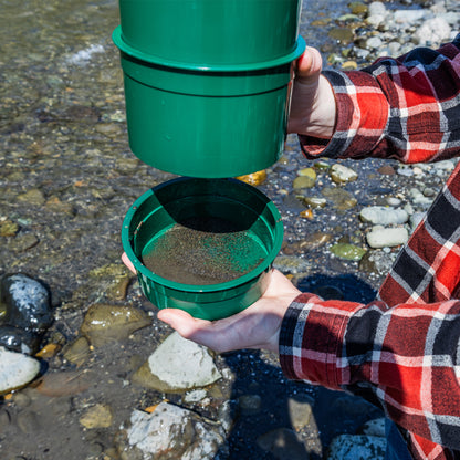 creekside mini classifier gold panning kit for beginners