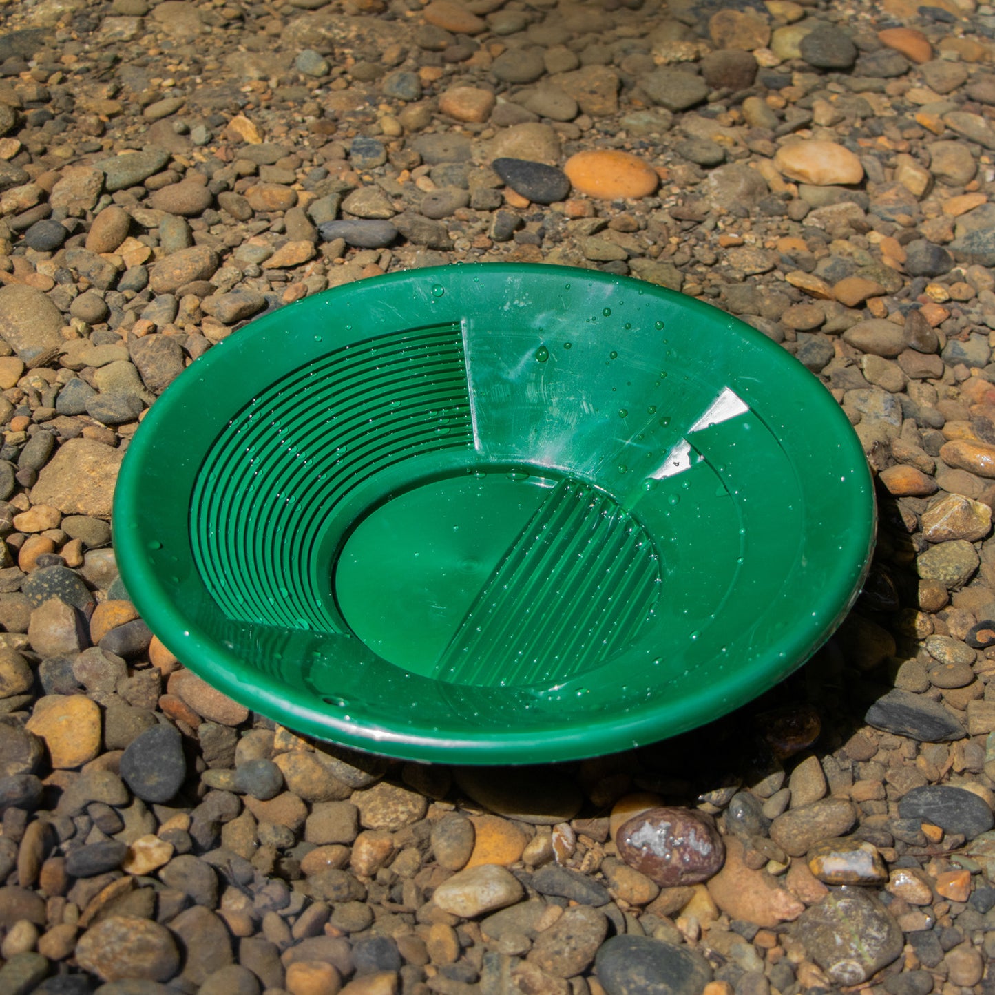 10 Inch Triple Riffle Gold Pan Gold Prospecting Equipment, Green