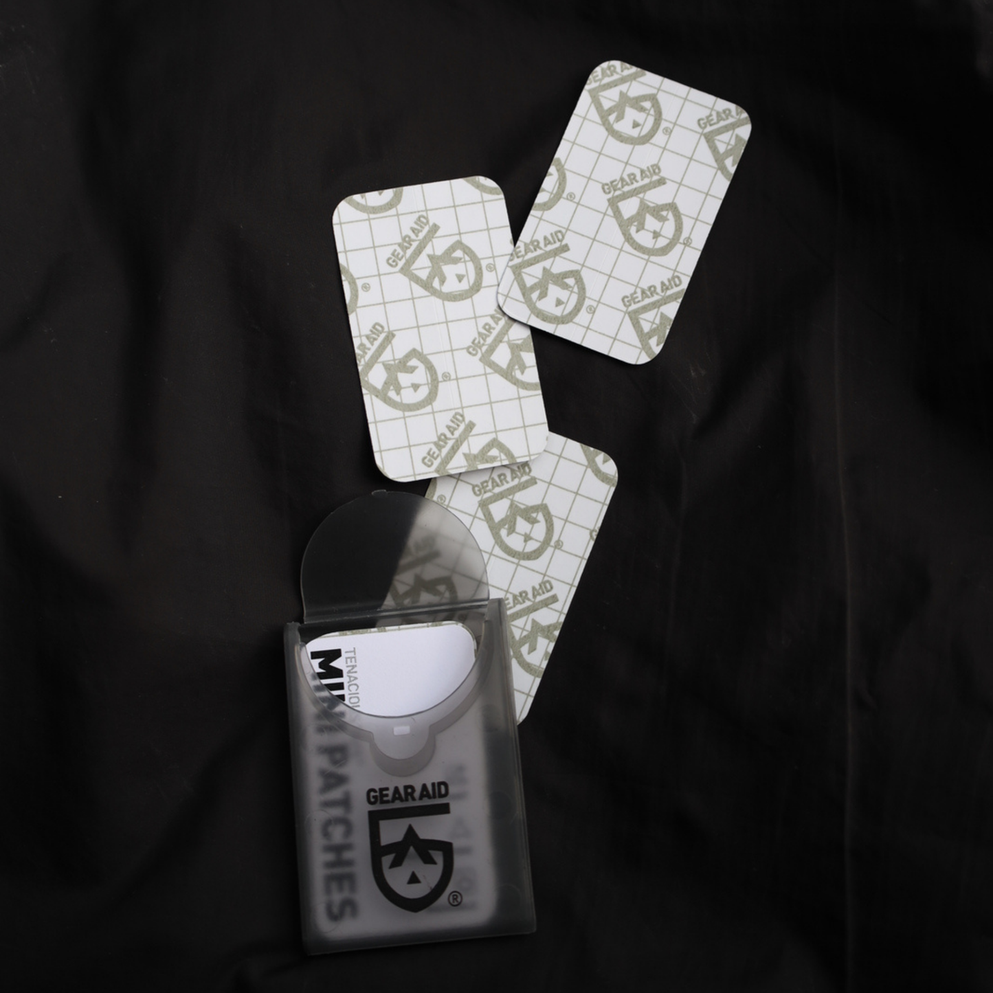 GEAR AID Tenacious Tape Mini Patches 1.5 x 2.5 (2 Colors)